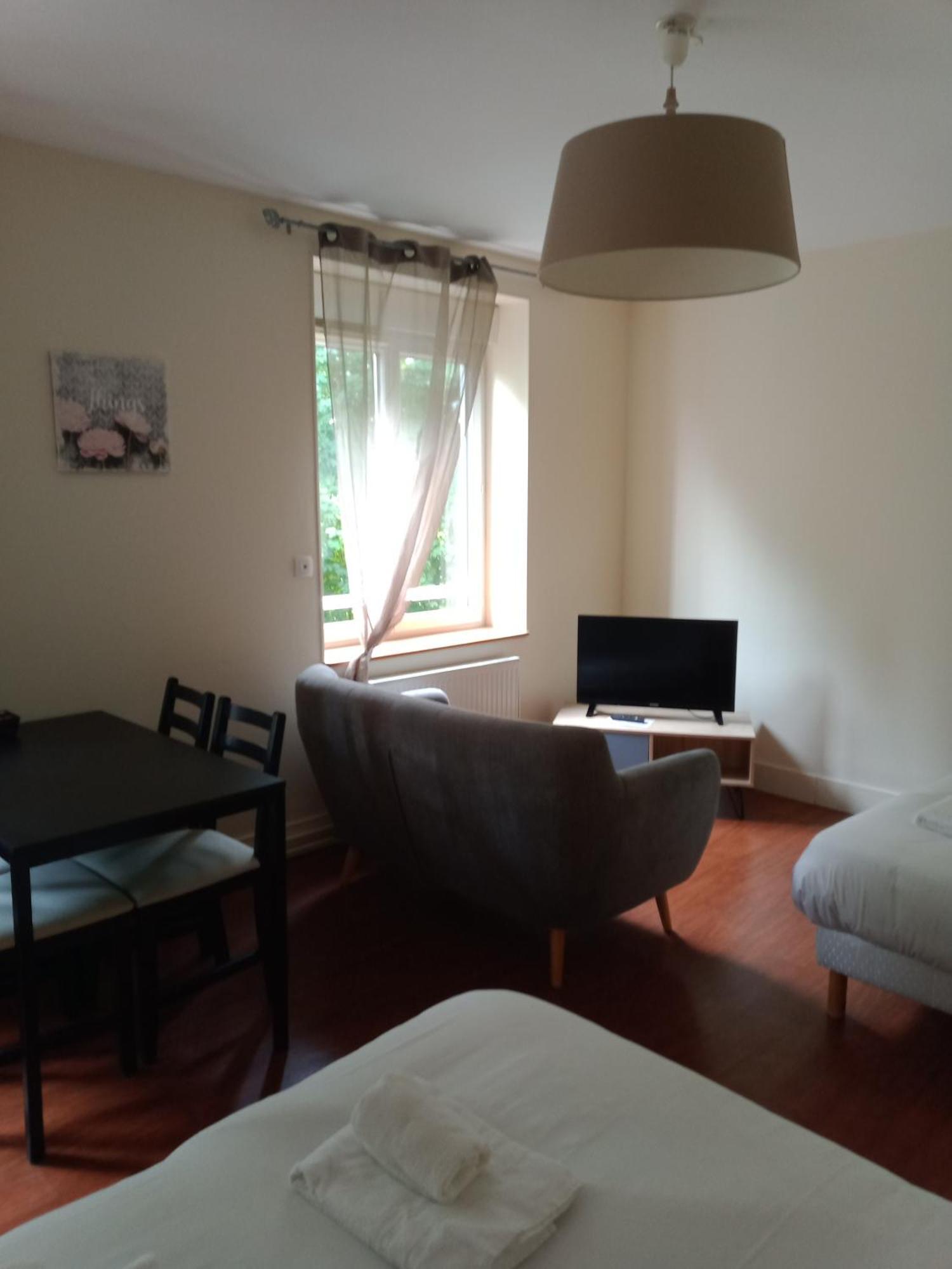 Residence La Providence Zenao Лизьё Экстерьер фото